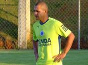 Sem dinheiro Goiás descarta alagoano Jadilson 