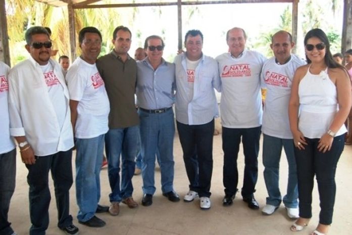 Cestas básicas são entregues em Marechal Deodoro