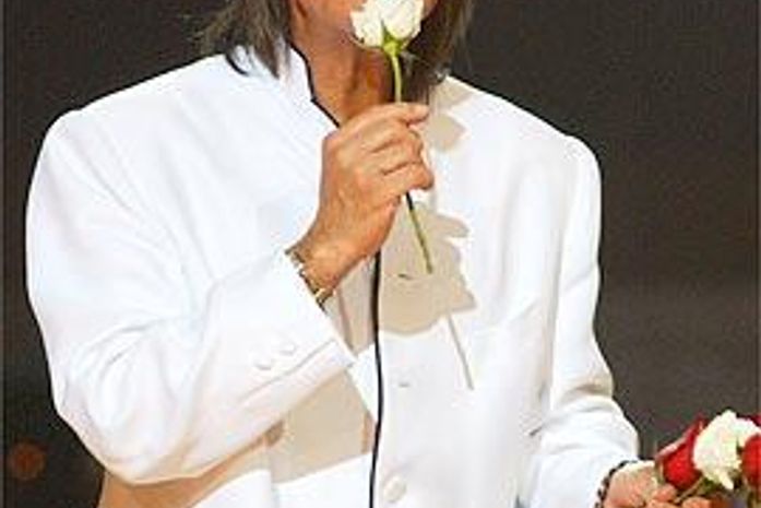 Saiba quem são os convidados e quais as canções do especial de Roberto Carlos na noite de hoje