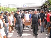 Emoção no enterro do agente penitenciário