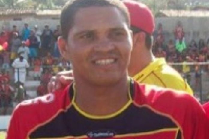 Coruripe dispensa dois conhecidos jogadores por indisciplina