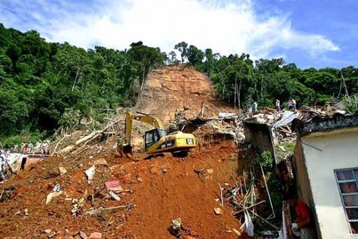 Chega a 50 o número de mortos em Angra dos Reis