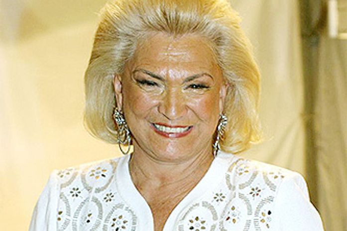 Apresentadora Hebe Camargo é internada em São Paulo