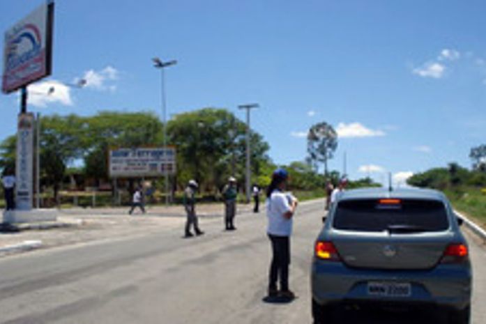 DER e PM percorrem as principais rodovias alagoanas levando noções de cidadania no trânsito