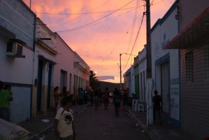 Por-de-sol na Festa do Bom Jesus dos Navegantes em Pão de Açúcar