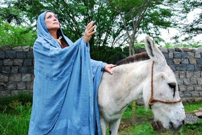 Susana Vieira se emociona ao viver Maria, em Nova Jerusalém