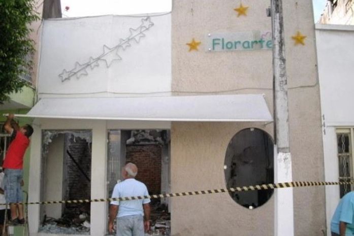 Incêndio destrói floricultura no Centro de Arapiraca