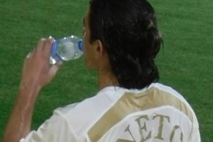 Alagoano Netinho, a um passo do título no Qatar