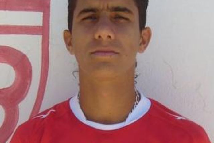 Volante Emerson confirmado no time do Galo Praiano
