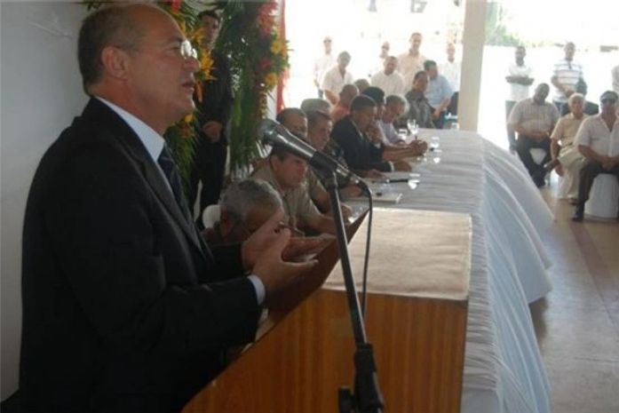 Renan critica Orçamento do Estado que diminui recursos para Policia Civil e Militar