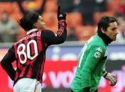 Ronaldinho arrebenta na vitória do Milan e dá grande passo rumo à Copa 