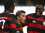 No sufoco, Fla vence o Duque de Caxias 