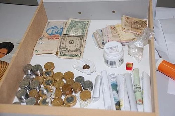 Bope prende jovem na Jatiúca com crack, maconha e cocaína 