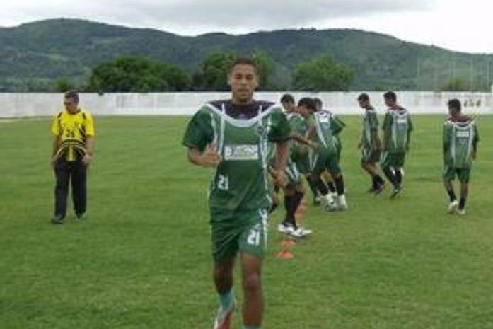 União só define time nesta quarta-feira para jogo de amanhã contra Ipanema