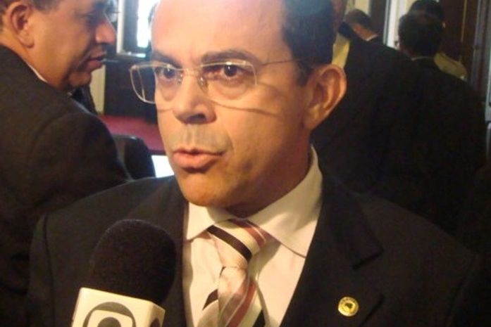 Gilvan Barros se recusa a ser vice de Julio Cezar