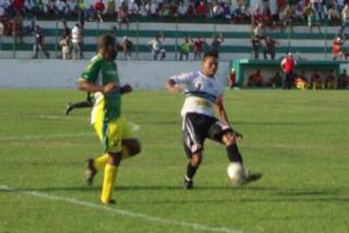 União se reabilita e goleia Ipanema por 5x1