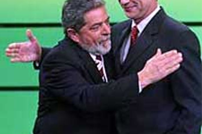 Lula discute hoje destino de Ciro Gomes