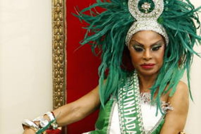 Carnaval: \'Minha bunda está dura\', garante Elza Soares