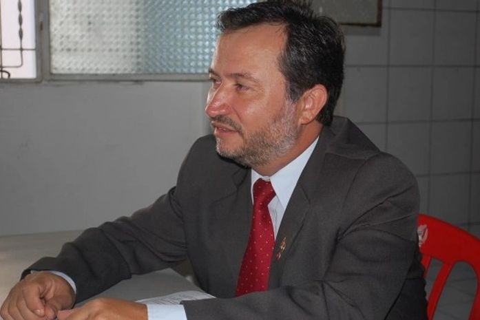 ÁUDIO: Pinto de Luna diz que sua candidatura ao Senado é irrevogável