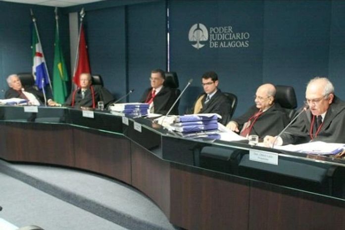 Câmara Criminal observou que acusada deveria ser condenada pelo crime de receptação