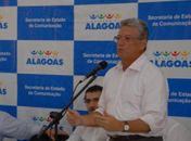 Téo reage à oposição e diz que Estado só tem recursos por estar adimplente