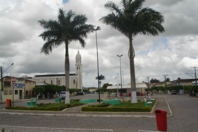 Vendedor de roupas é vitima de seqüestro relâmpago em Junqueiro