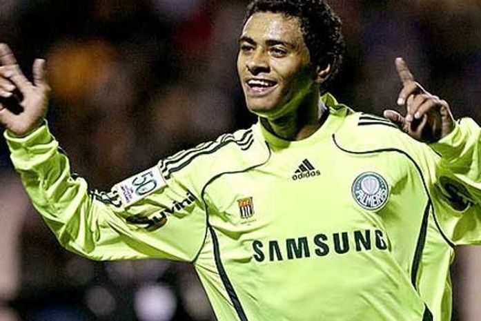 Alagoano se recupera e joga clássico contra Corinthians