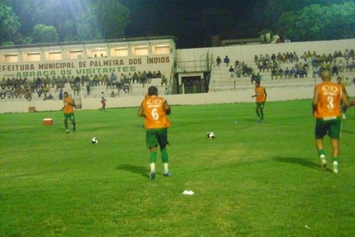 CSE encara líder Coruripe com cinco estreias