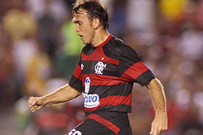 Dirigente diz que Petkovic não joga mais pelo Flamengo