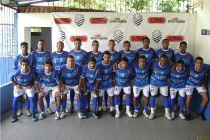 Direção do CSA apresenta jogadores para amistosos