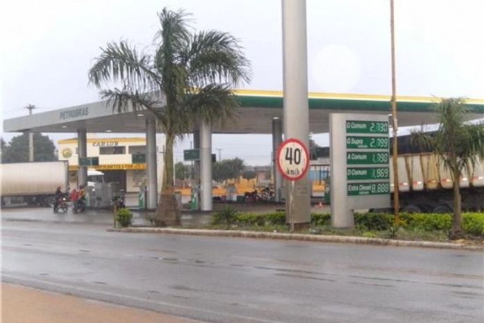 Dupla em uma moto faz arrastão de assaltos em Arapiraca