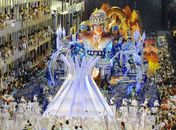 A Beija-Flor homenageou em seu samba-enredo os 50 anos da capital do país, Brasília