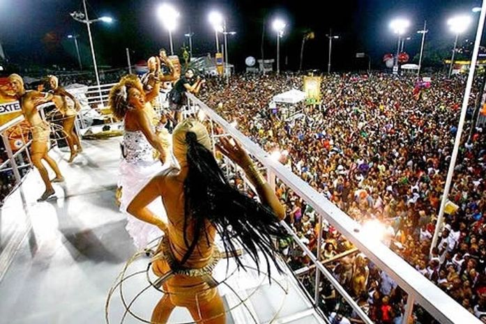 Carnaval 2010: hits do axé têm estratégia de marketing