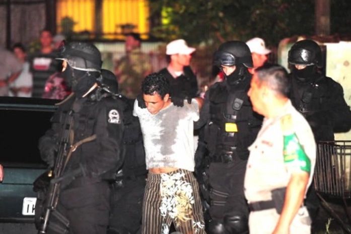 Vigilante que manteve ex-mulher refém por 69 horas vai para presídio no RS