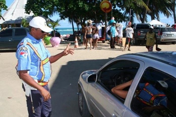 SMTT orienta motoristas que chegam ao Francês