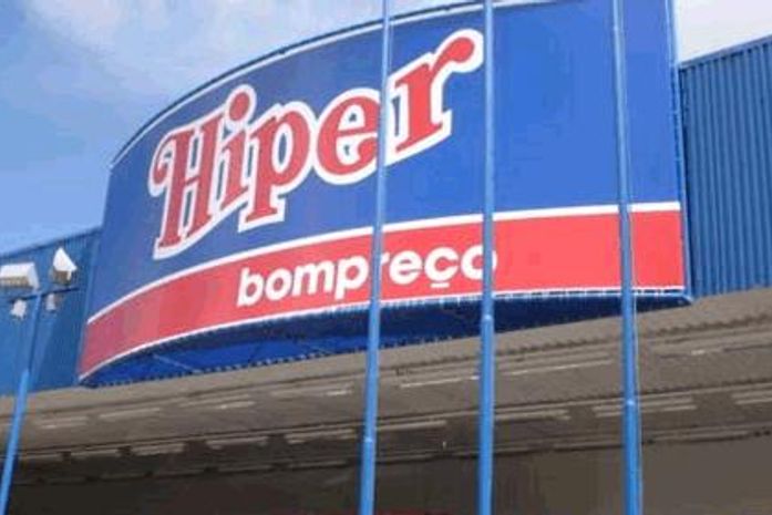 Seguranças de supermercado prendem homem acusado de furto