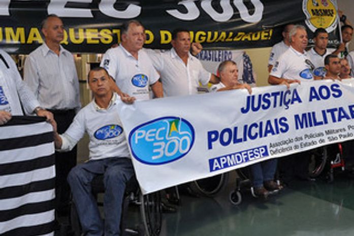 Arruda: Intervenção federal pararia tramitação da PEC 300