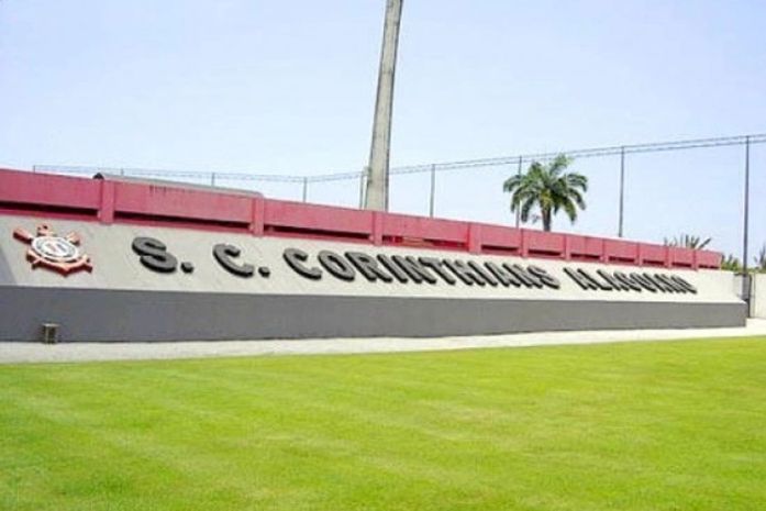 FAF divide com CBF e pede que jogo do Corinthians seja no Nelsão