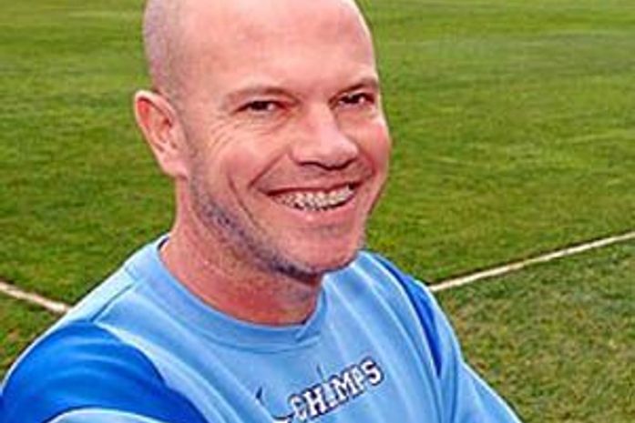 Palmeiras age rápido e acerta com Antônio Carlos para substituir Muricy