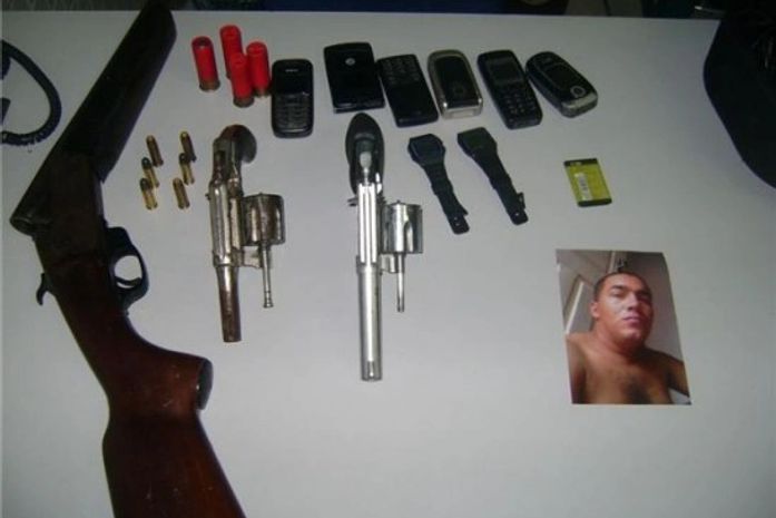 11º BPM apreende armas e munições em Penedo