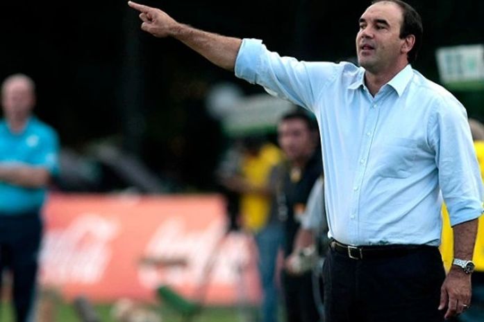 Ricardo Gomes é internado em hospital paulista com suspeita de AVC