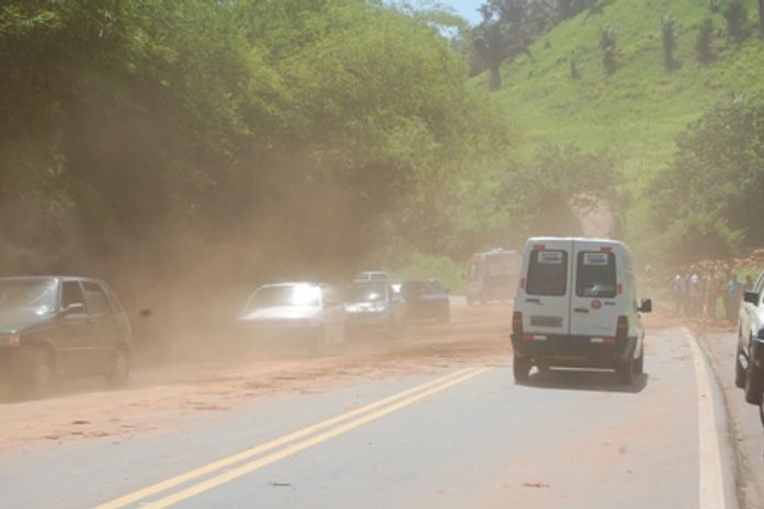 Acidente deixou o trânsito lento