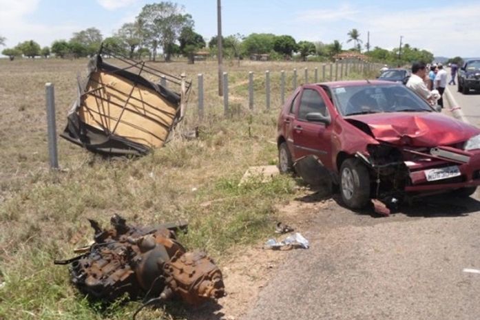 Acidente deixa dois mortos e quatro pessoas gravemente feridas em Palmeira
