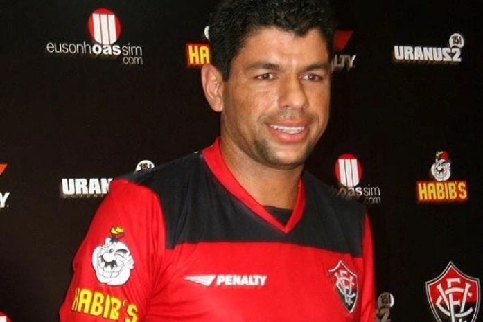 Schwenck está confirmado no ataque do Leão