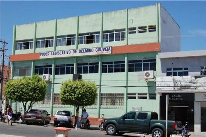 Legislativo delmirense retoma atividades