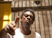 Seu Jorge vira bandido em \'Tropa de Elite 2\'.