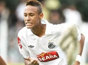 Bravo com chapéu no clássico, Chicão detona Neymar: \'Pipoqueiro e mimado\'