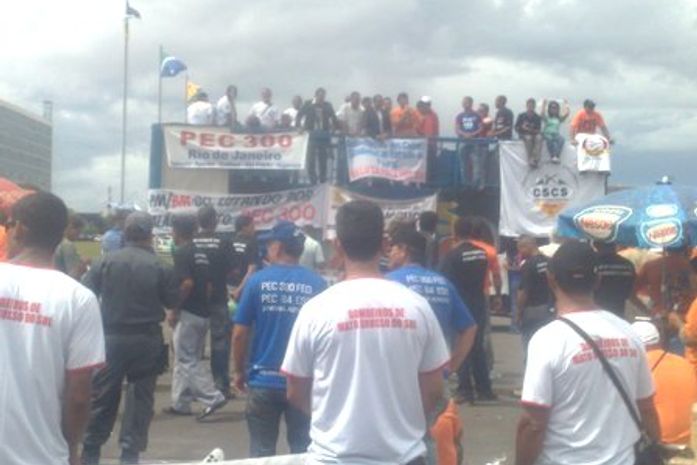 Militares de Alagoas presentes em Brasília pela aprovação da PEC 300