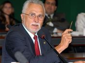 Destaques de deputados petistas desfiguram PEC 300