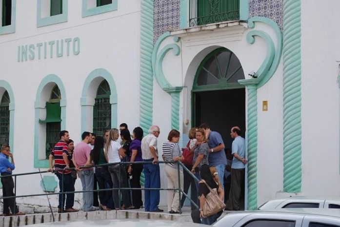 Dois mortos em tentativa de assalto a um mercadinho na Santa Lucia